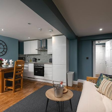 شقة Brighton Beach 2Br Ap With Patio المظهر الخارجي الصورة